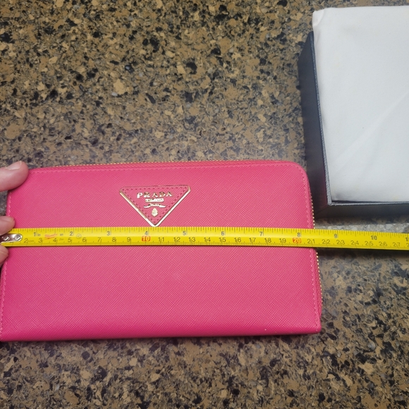 EUC PRADA Lux Zip Around Long Wallet in Peony - Picture 11 of 16